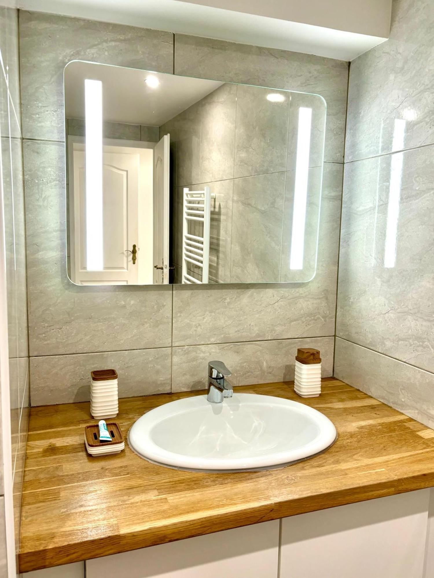 Charmant Duplex - Hyper Centre - 44M2 Proche Place Stanislas نانسي المظهر الخارجي الصورة